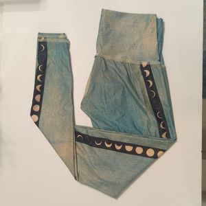 Teeki moon phase leggings